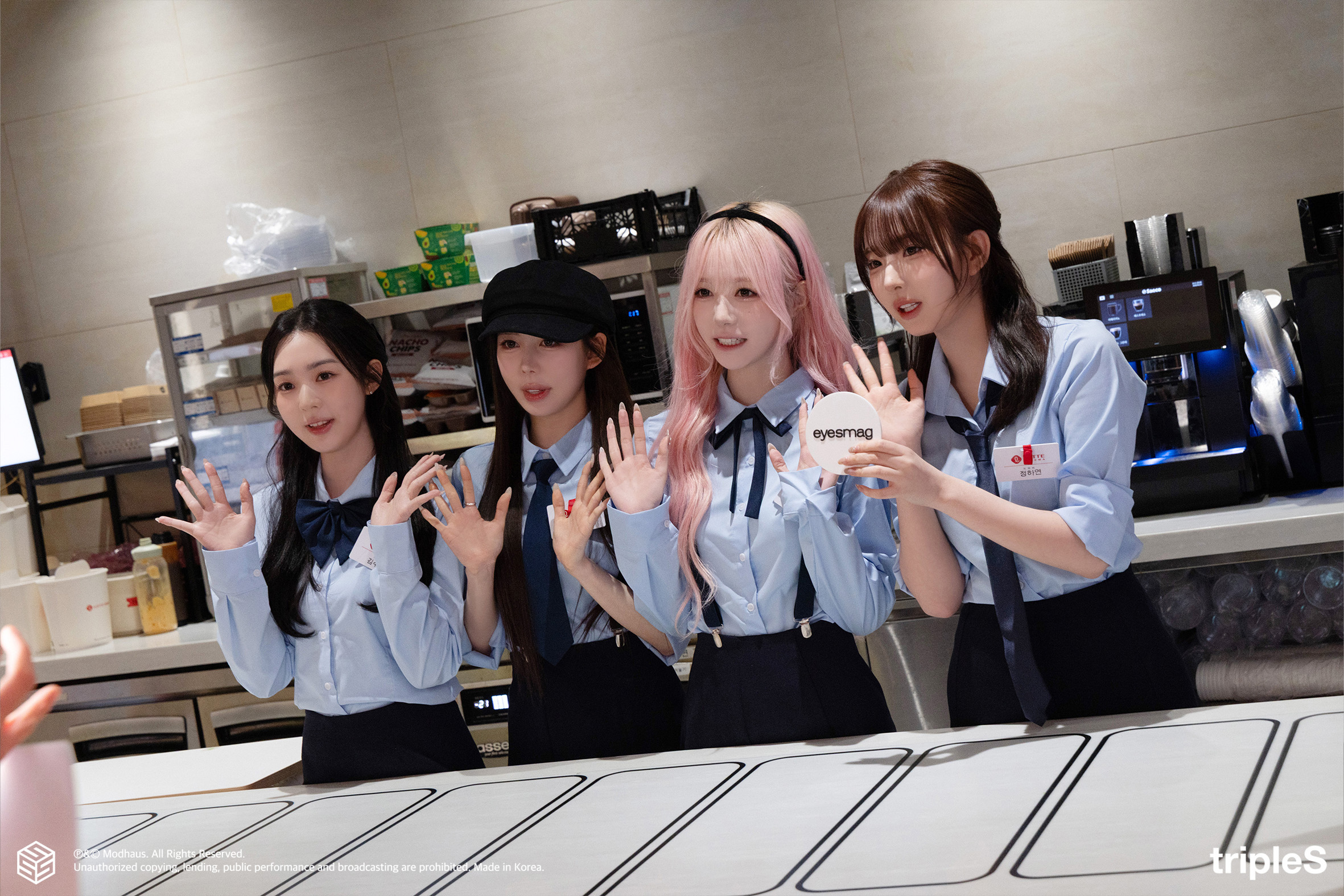 [tripleS] 팝콘 주문하신 WAV?! 주문하신 미소녀 아르바이트 포토 비하인드입니다.