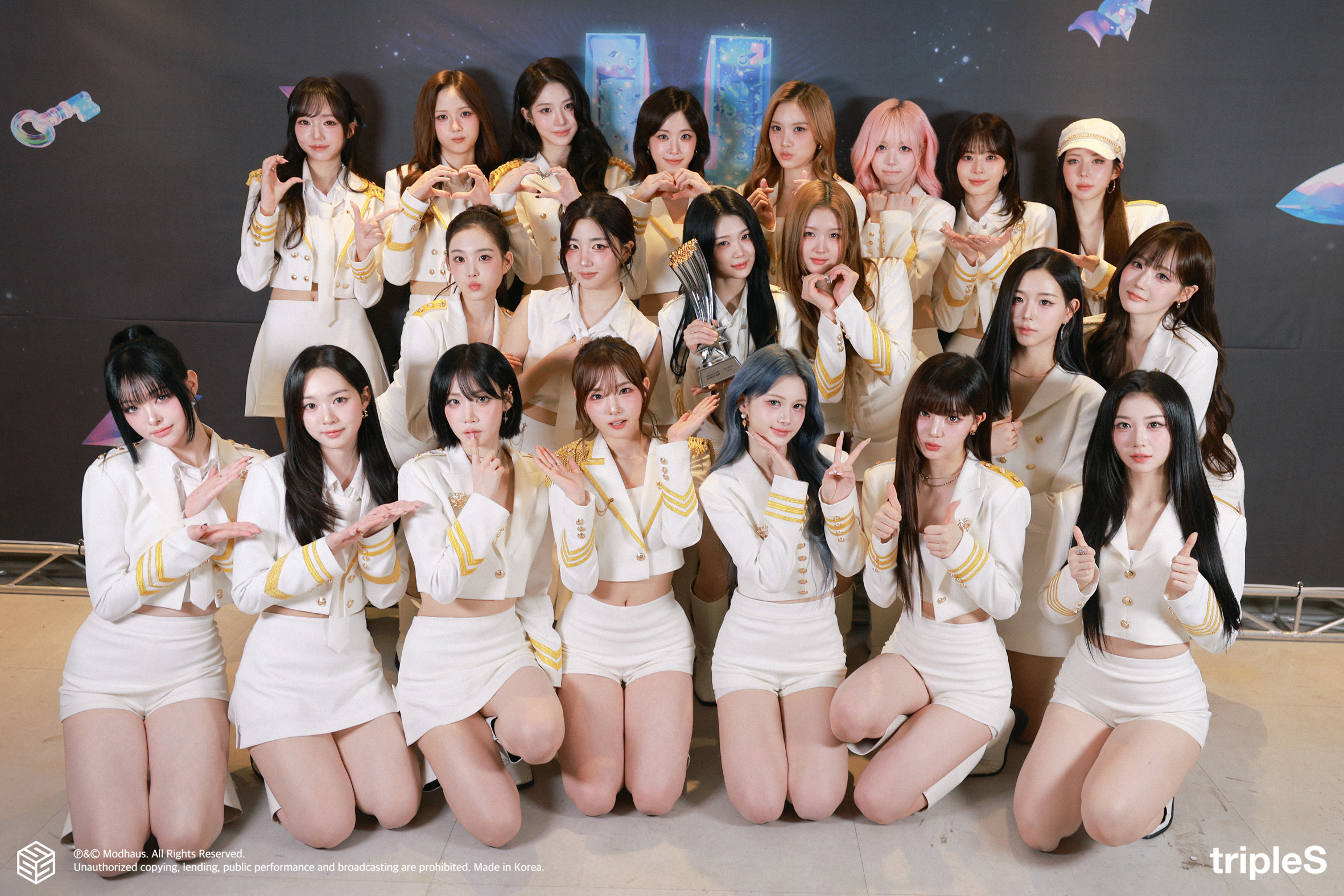 [tripleS] 흔들려도 피어나는 꽃 ! '한터 뮤직 어워즈 2025' 포토 비하인드