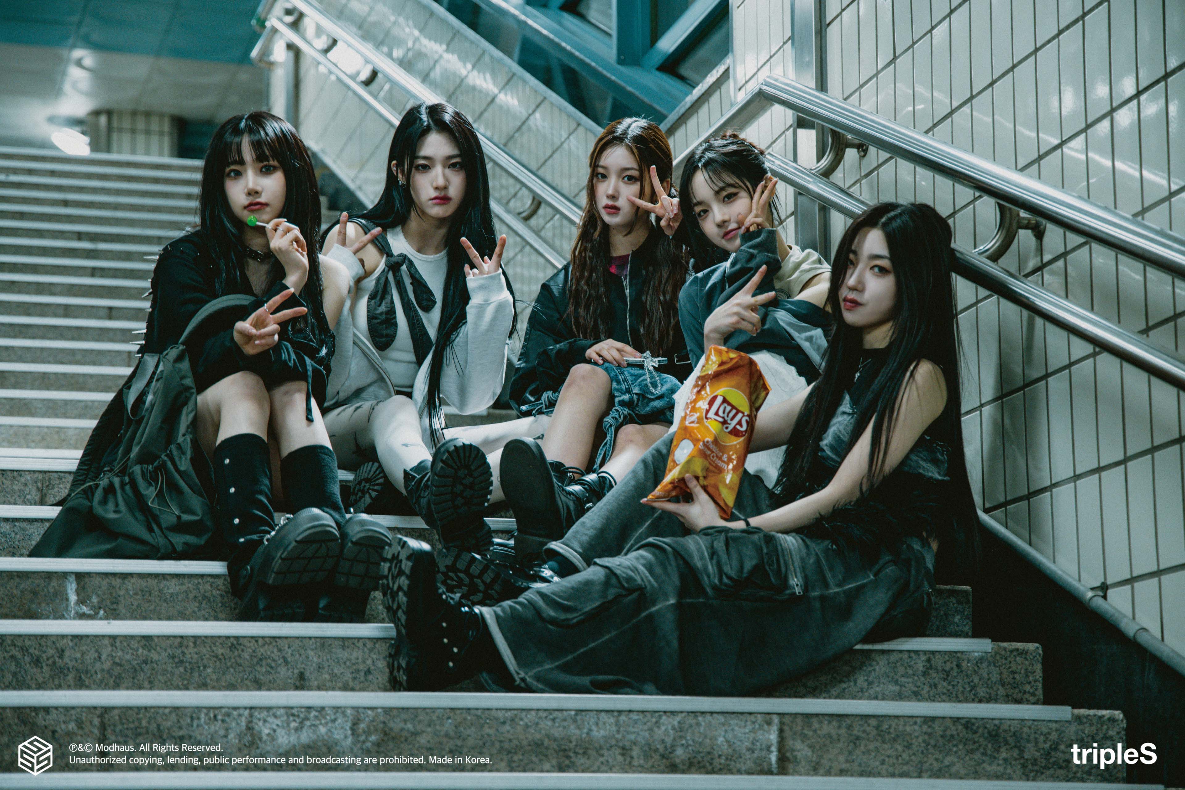 [tripleS] tripleS <ASSEMBLE24> Special Post